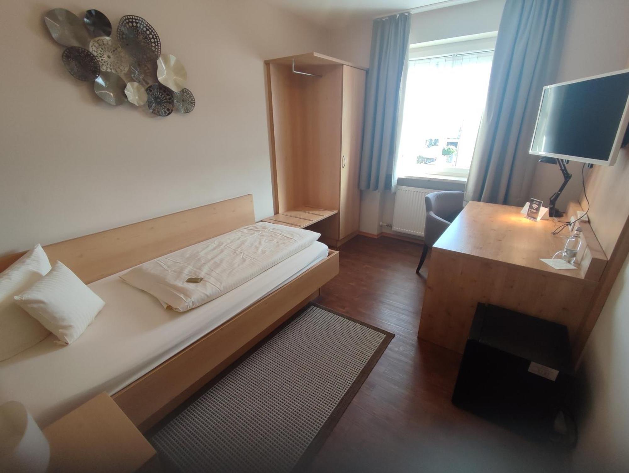 Hotel Landgasthof Euringer Oberstimm المظهر الخارجي الصورة